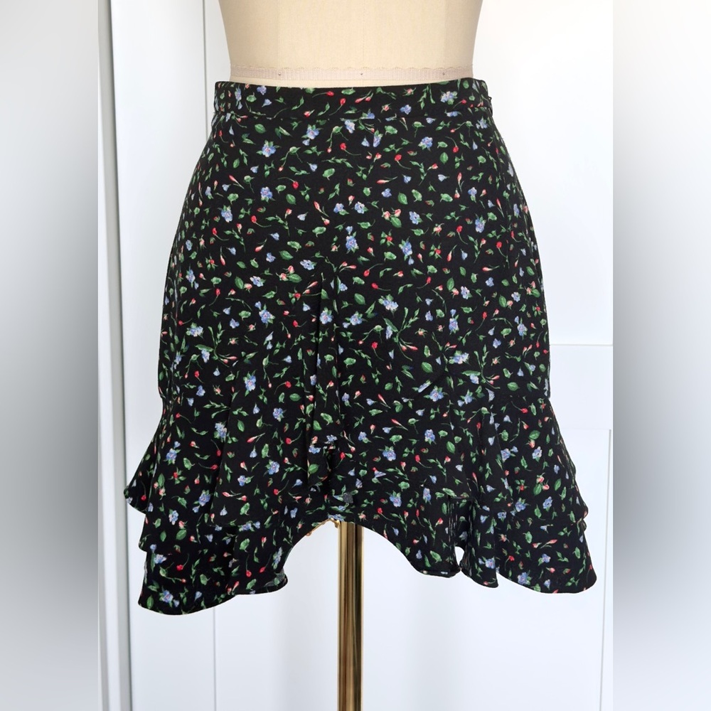 Club Monaco Ampey Floral Mini Skirt